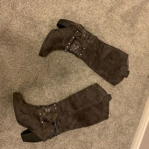 Not Rated Boots with bows